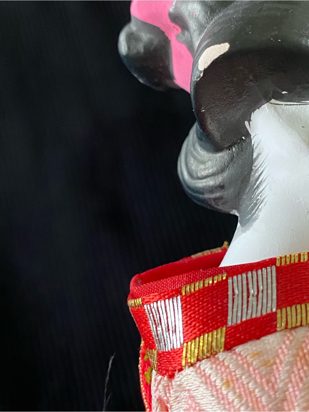 Japanese Kimono Figurine - Picture 6 of 6